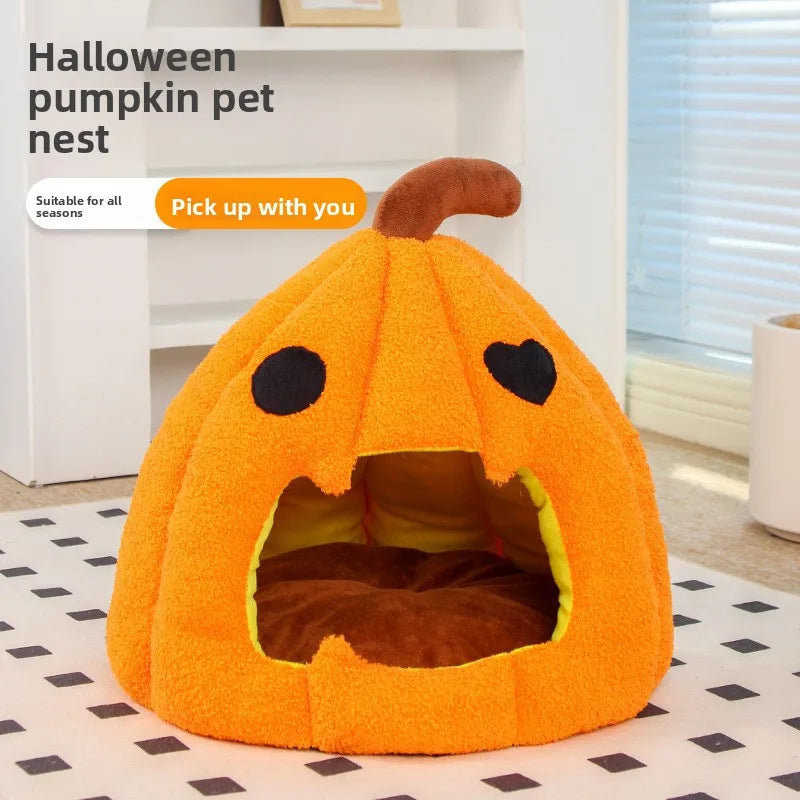 Warm Enclosed Pumpkin Pet House for Cats