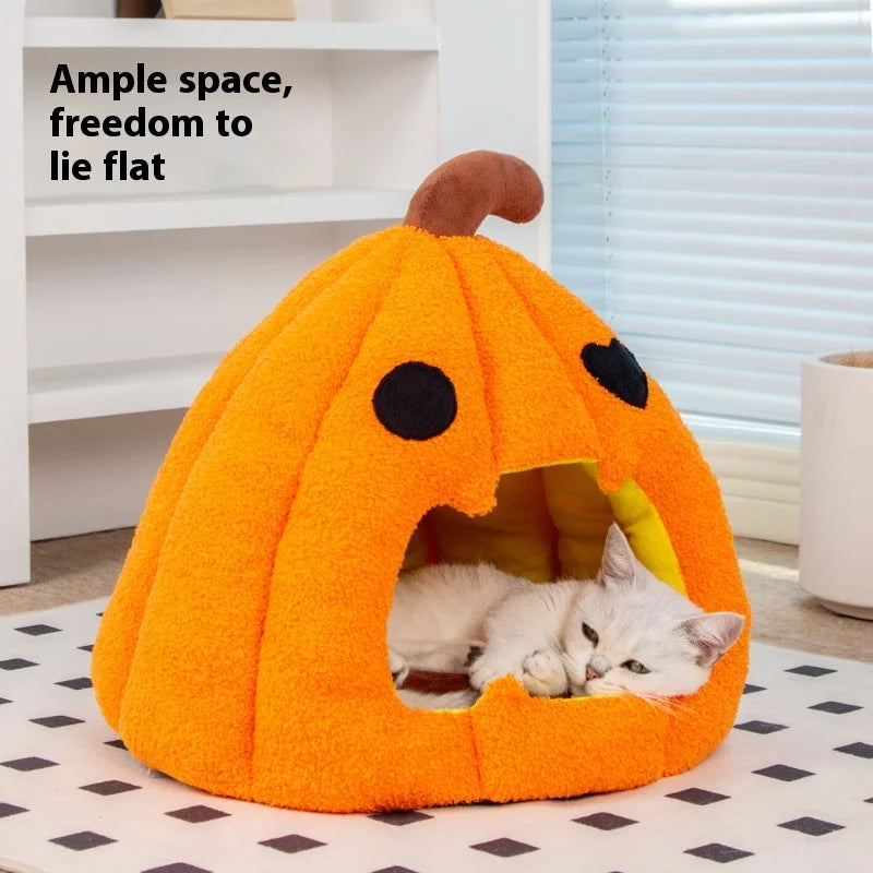 Warm Enclosed Pumpkin Pet House for Cats